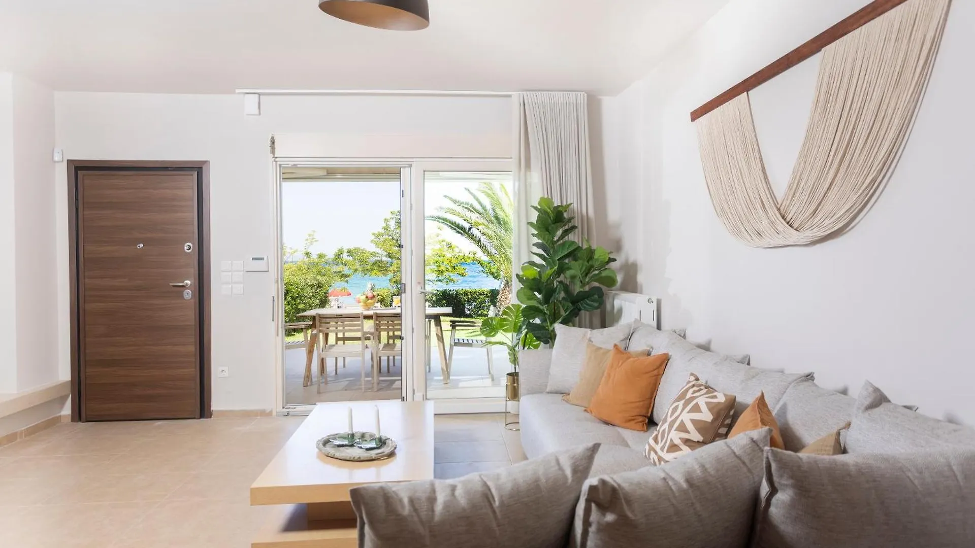 Villa The View - Beachfront, 5 Bedrooms, Bbq, View Pefkochori
