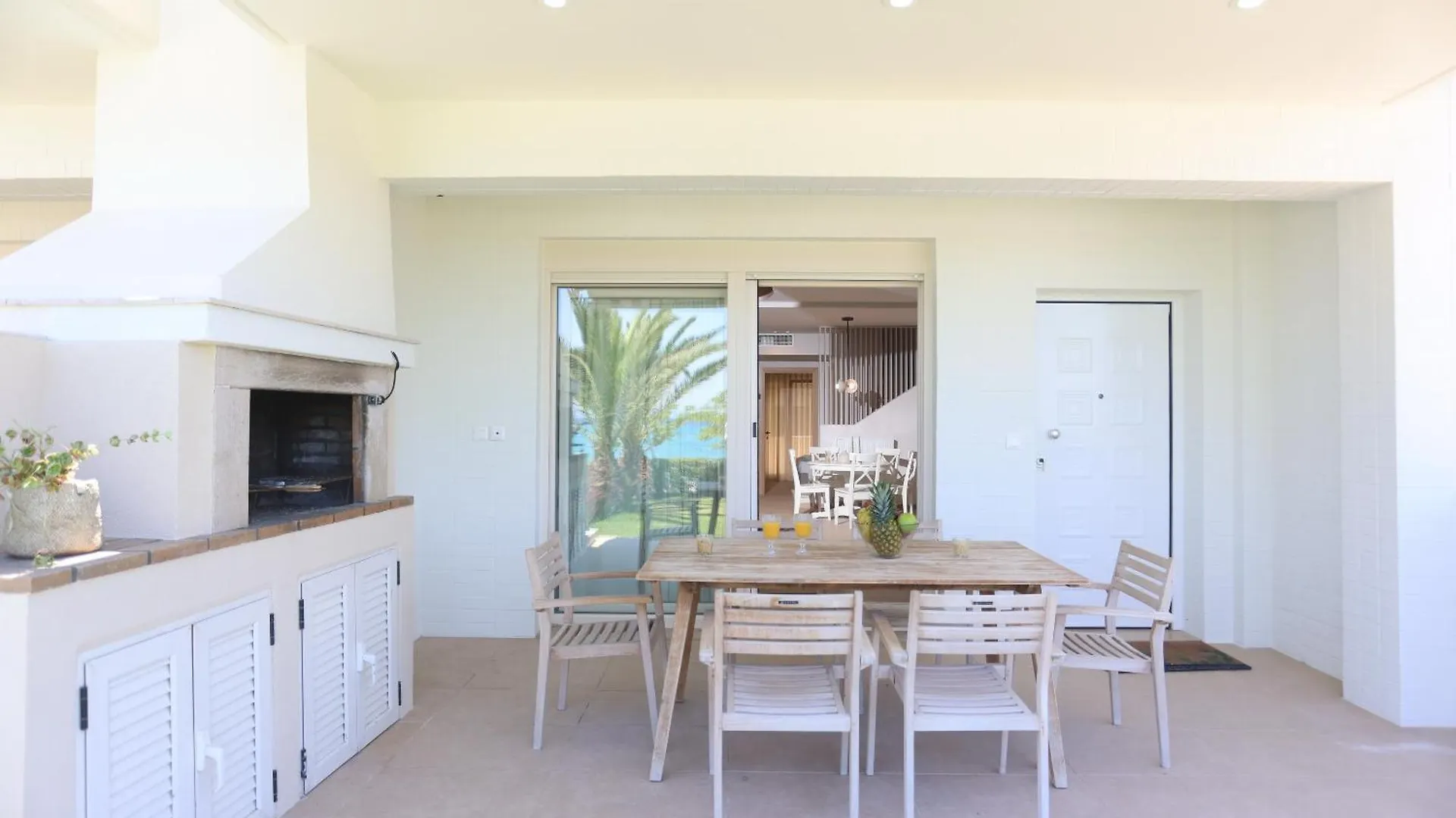 Villa The View - Beachfront, 5 Bedrooms, Bbq, View Pefkochori